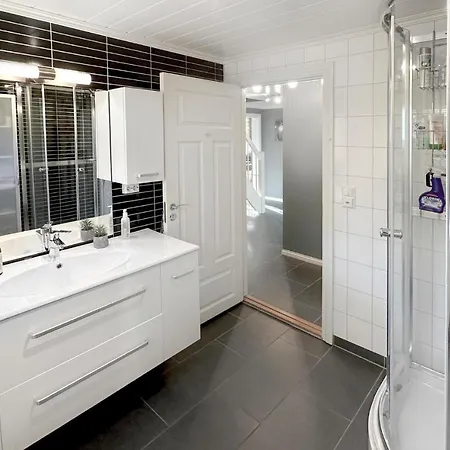 Semesterbostad Awesome In With Kitchen